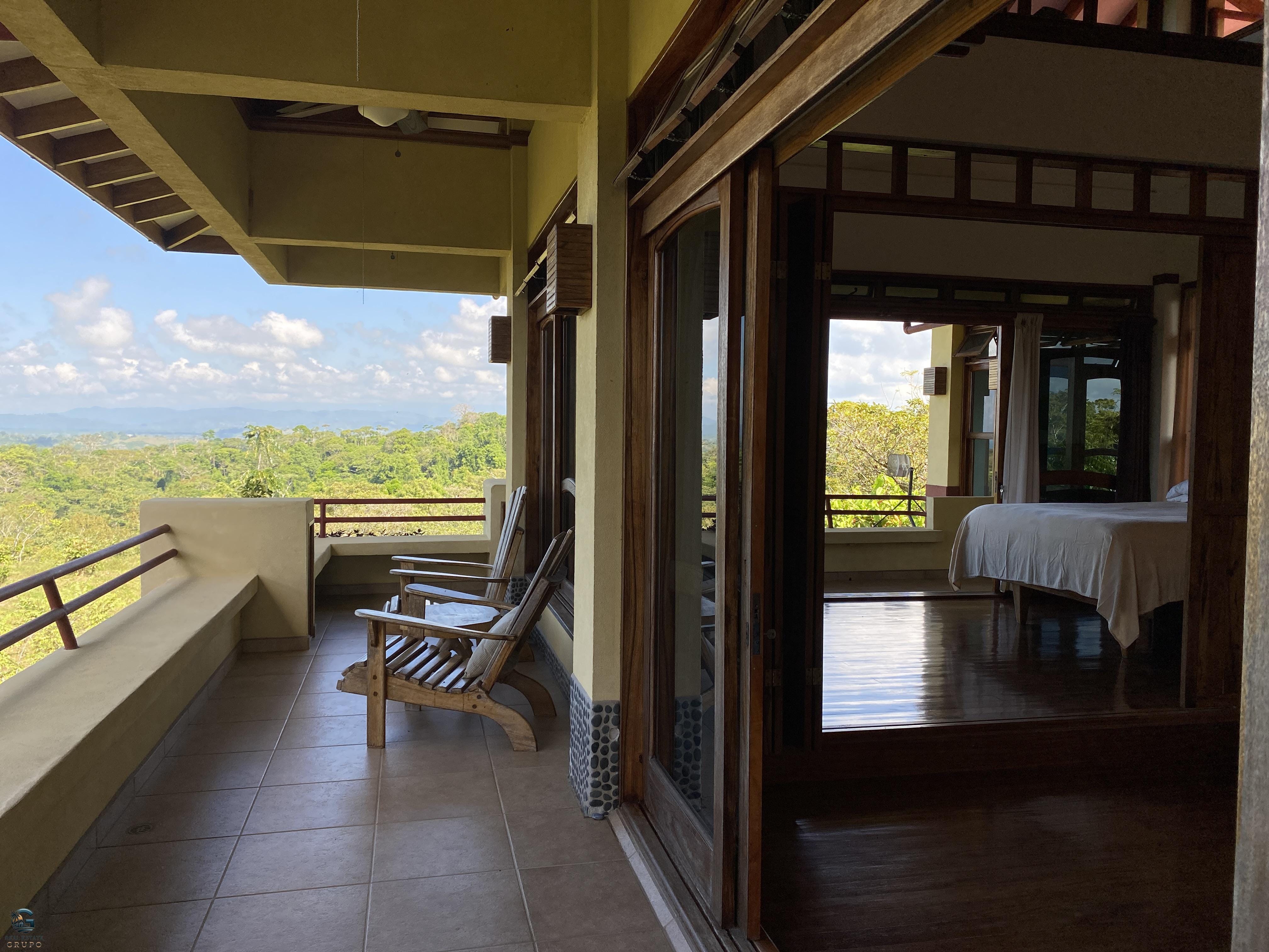 38EF502D-E673-4C3C-8EC8-D6ACC4FFDEF2