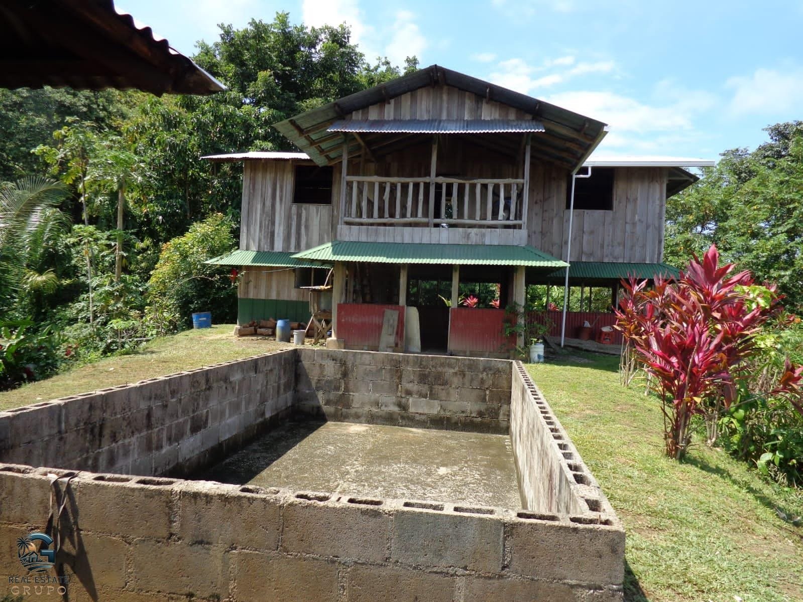 4ad32750-be0c-4422-8c87-b664780135a0