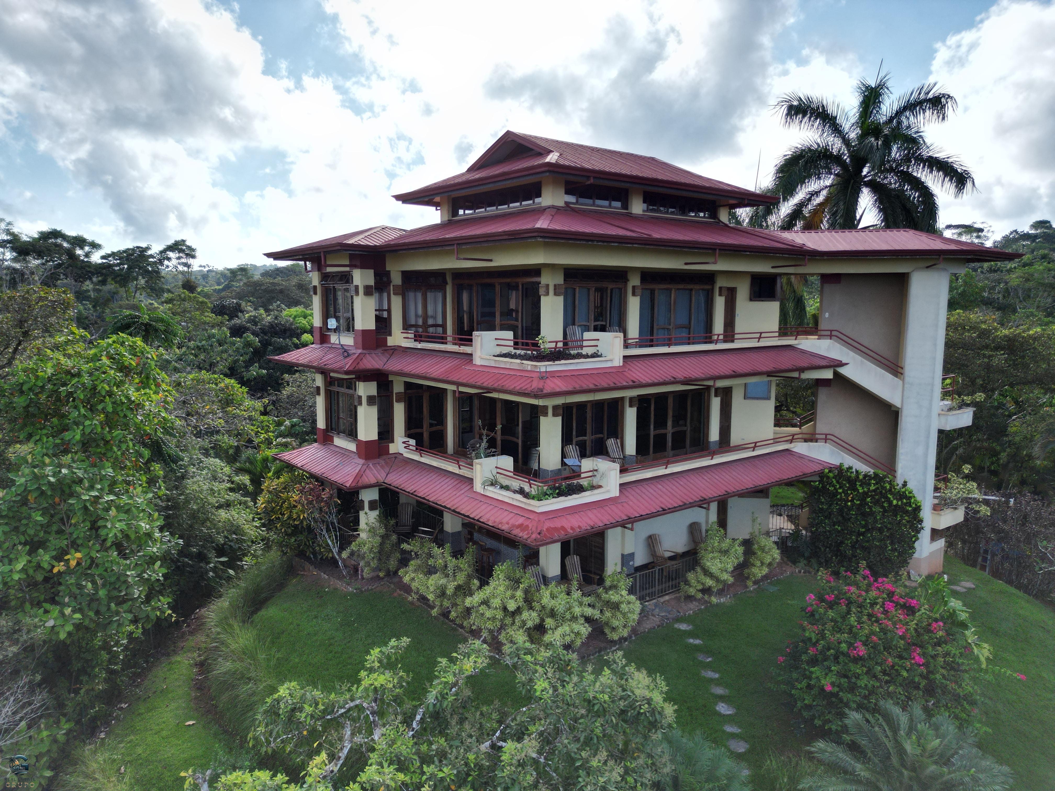 FD61629B-98F8-42D2-A368-2B5AE8EFB69C