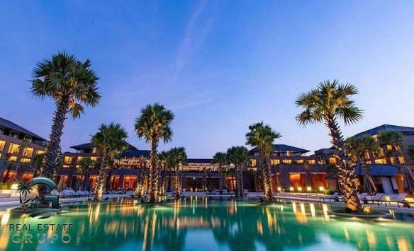 Radisson-BLU-Five-Star-Hotel-With-Ocean-View-Unique-High-Investment-Return-Hotel-Opportunity-2-768x467