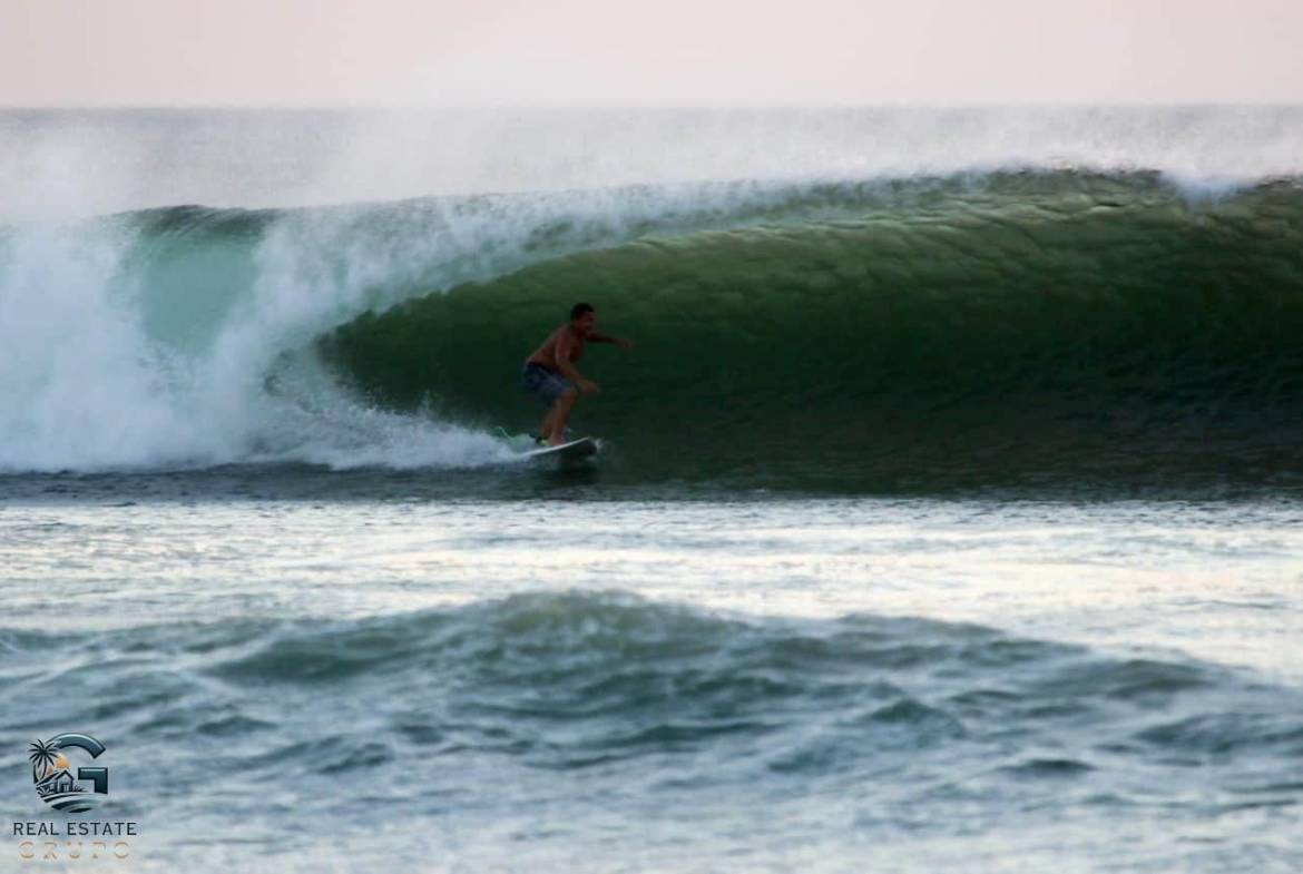 180919_SurfinginCostaRica_Avellana_Guanacaste_2