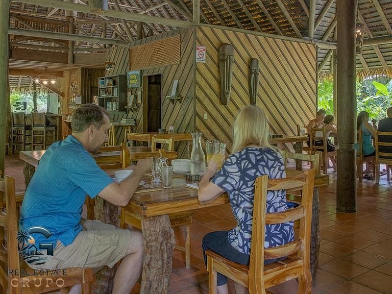 Dining area 1140x422