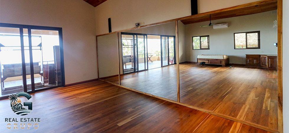 Luxury-Escaleras-Estate-35-980x450