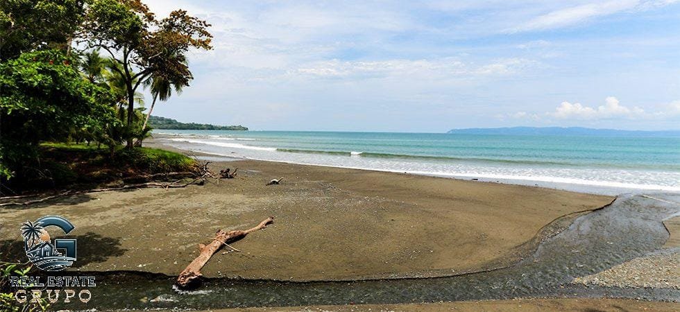 Pavones-Development-Beachfront-46-980x450