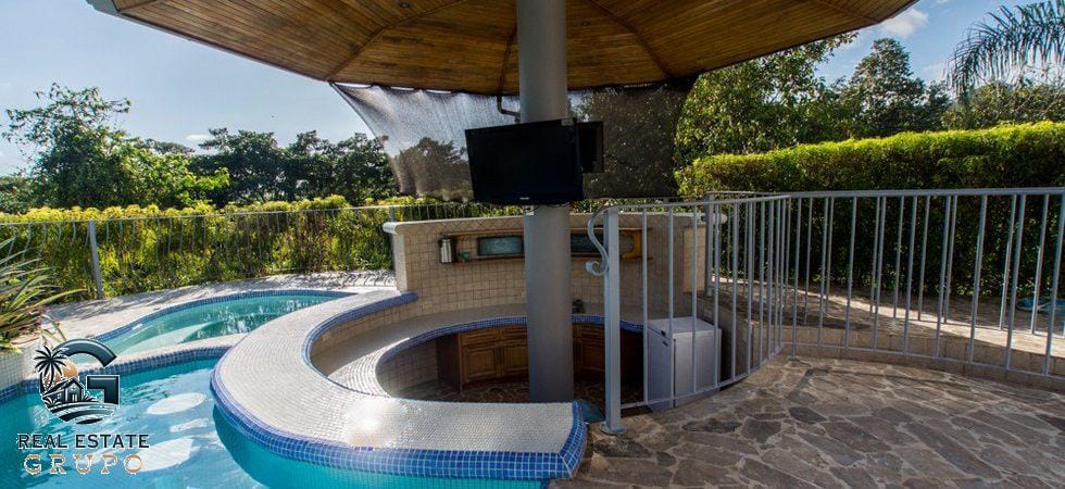 Villa-Guest-Home01-980x450