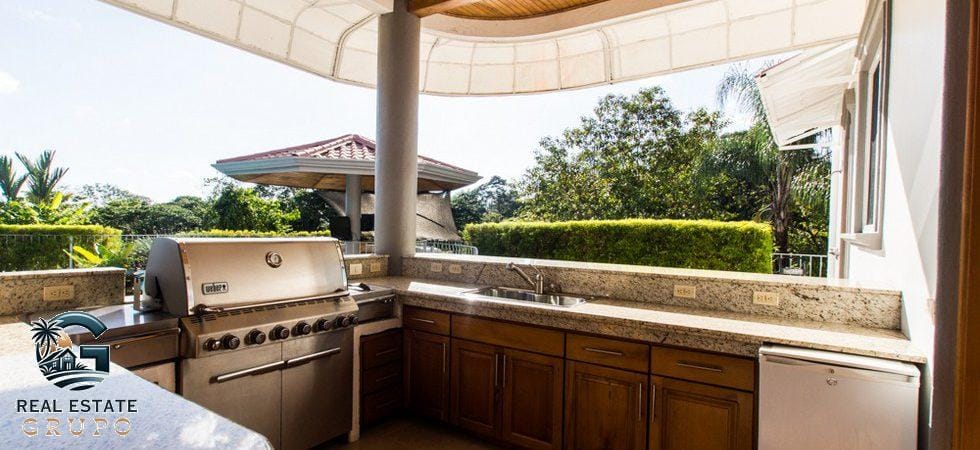 Villa-Guest-Home02-980x450