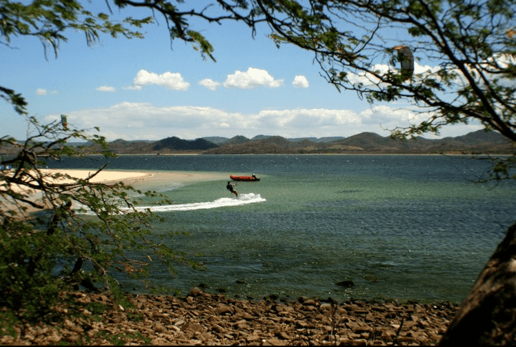 ll1700095_img-3_large-min