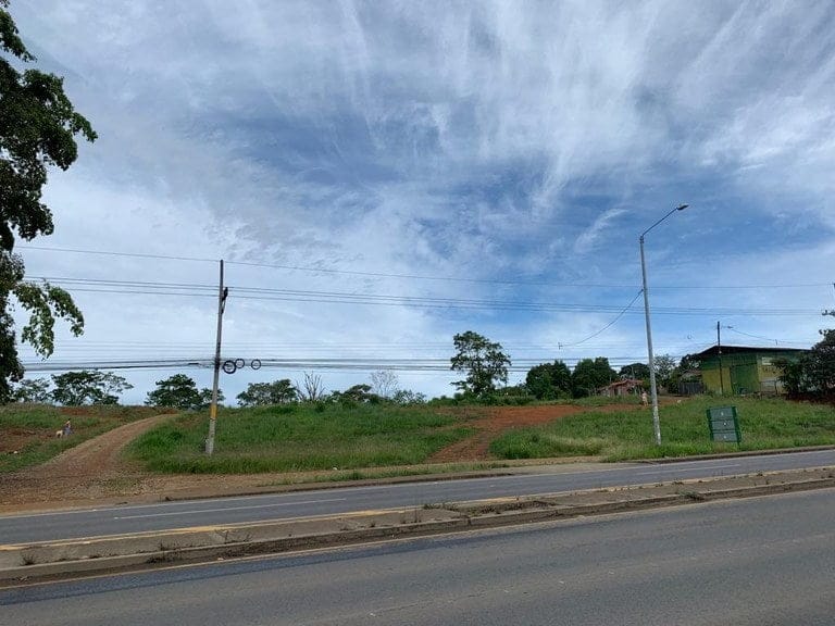 ll1900132_img-2_large-min