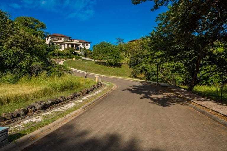 ll2400104_img-4_large