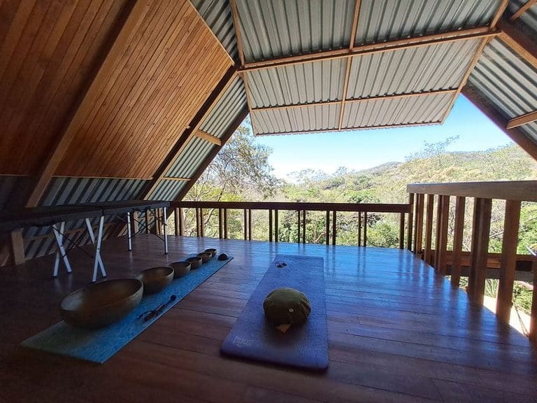 rs2400251_img-16_large