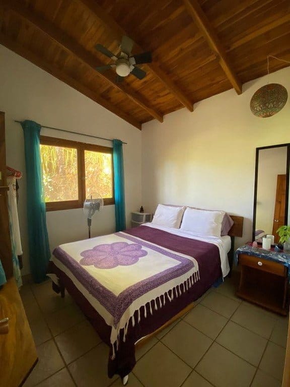 rs2400251_img-32_large