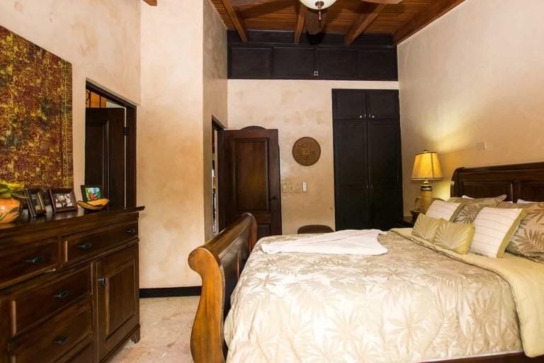 1d4efb08a874964094cbf8b378017397