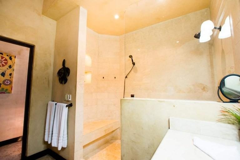 4c90cb28b944433555546ee562b9f948