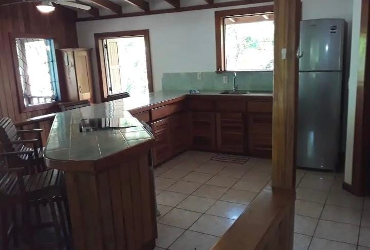 84b29992-5926-4f77-b377-ea3dc2a901ce 4