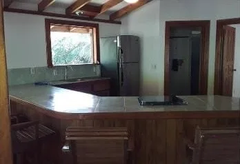 b9aa65d4-b39e-4391-9dfb-bcafce67adf8 4