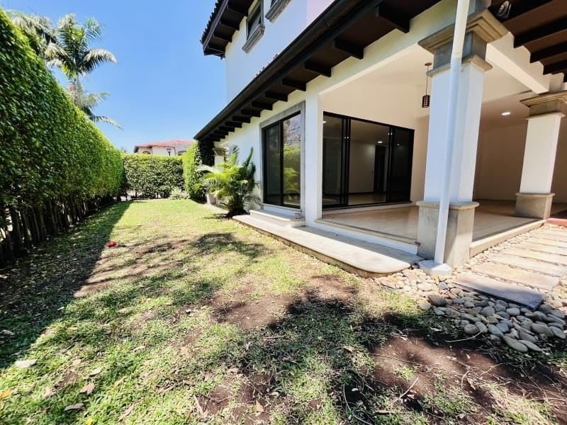 baa46fe6c3c1eebdaf32bae80836c47e