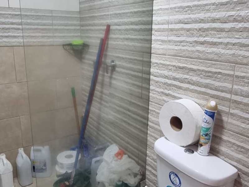 cb23c97c-c4d8-49f1-83ff-af49d6a2ad53