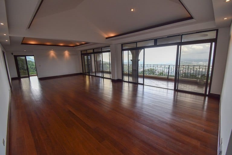 cb9cf8fcc49d4055000b87b89b5e2f8d