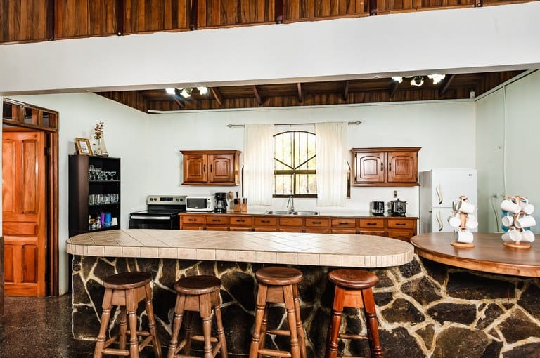 cs2300035_img-15_large