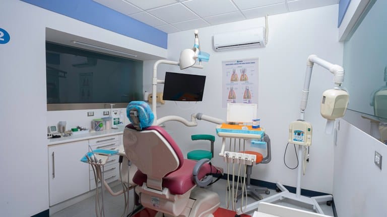 cs2300082_img-6_large