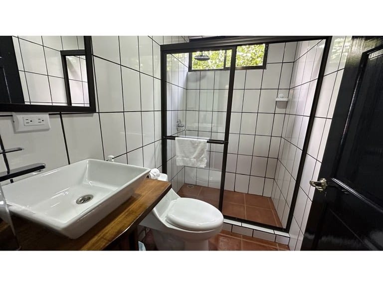 cs2400017_img-42_large