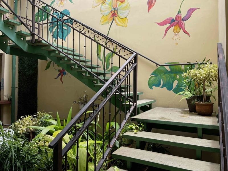 09 GRADAS DE ACCESO 2 PLANTA