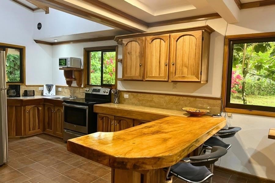 0c7dac8c5b387b87d14ceac8bd02d8ce-min