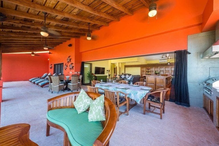 2b88bf537e4e58975d8c89cfd661d632