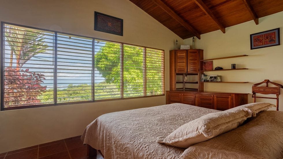 Master Bedroom 1--min