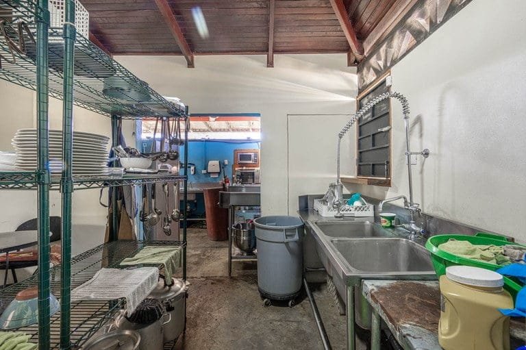 cs2300018_img-25_large