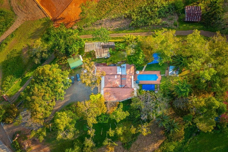 cs2300018_img-41_large