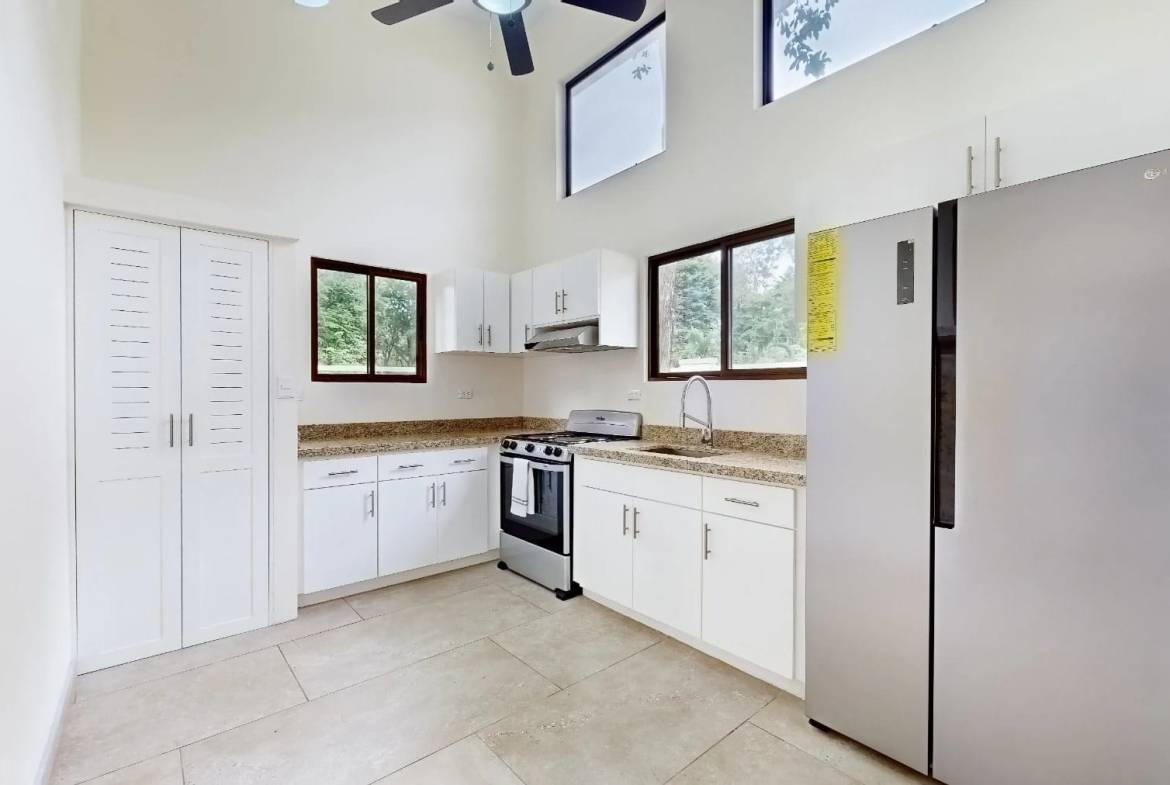 17103446287878816-min