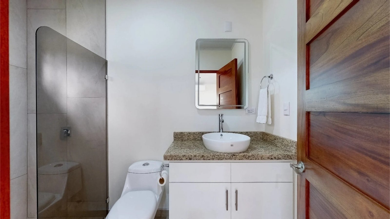 17103447491140058-min