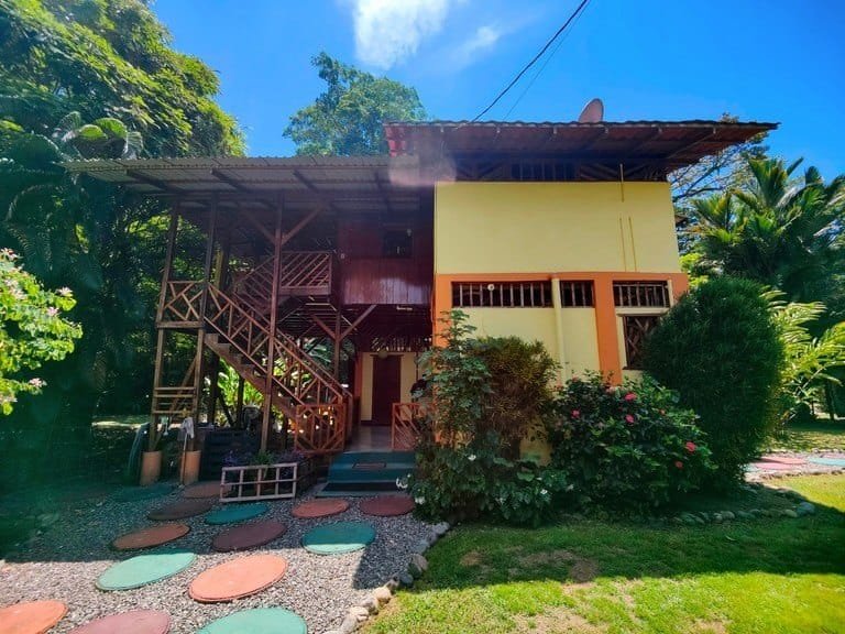 978282e18662d496f22198de0b9a9ca4-min