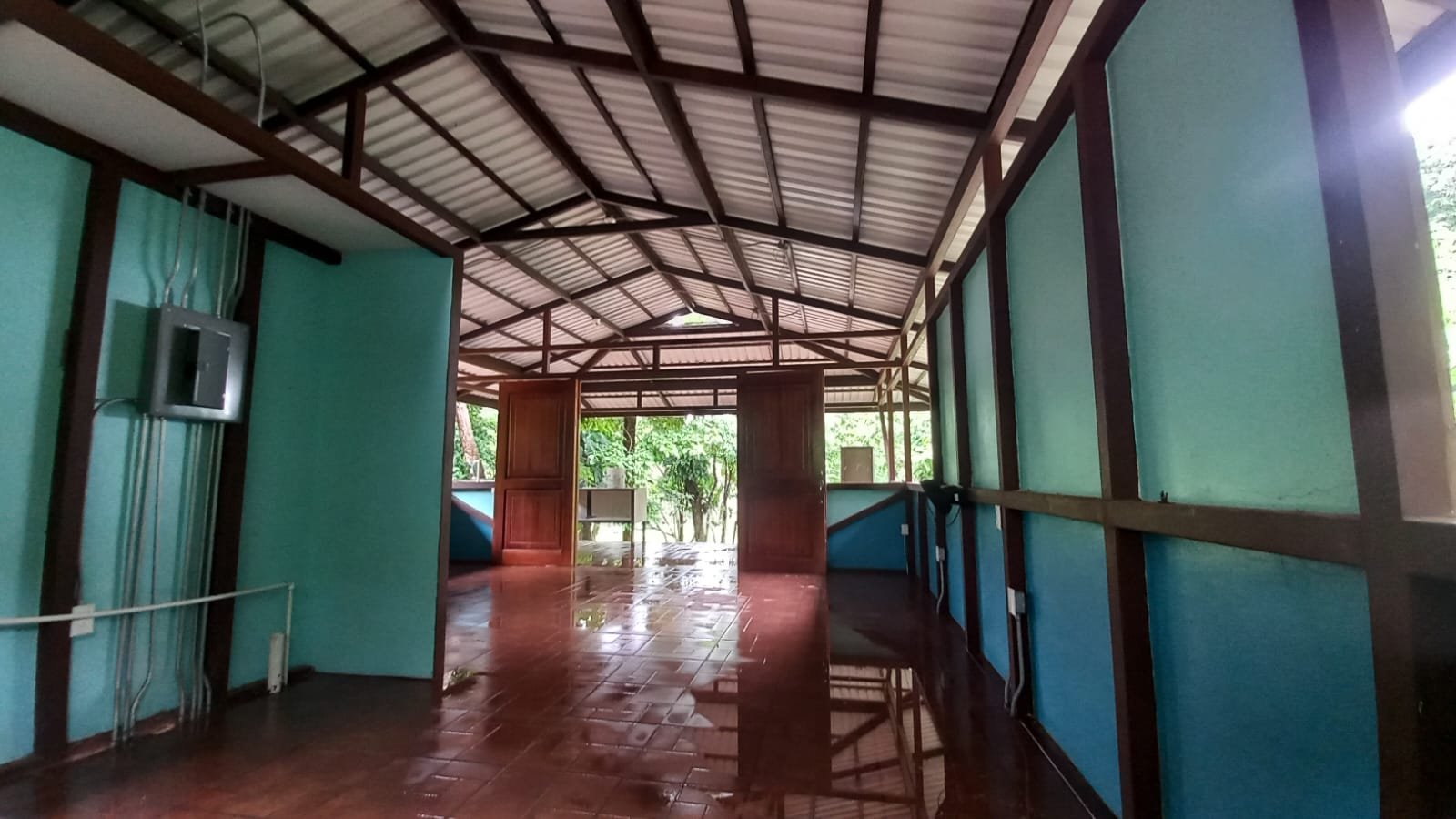 054cfe11-6f90-4d69-bf36-e7d64e016d61-min