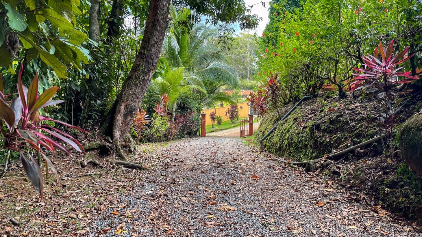 5501-Ojochal-Finca-Maranon-Riverfront-House-Guesthouse_26-min