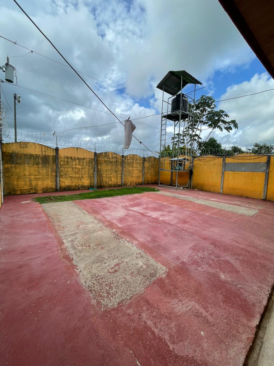 872d6923-fe41-4ce3-aee3-a433809e994e-min