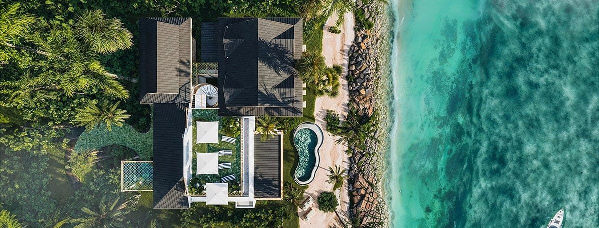 aerial_top_villa_cam006@2x-min