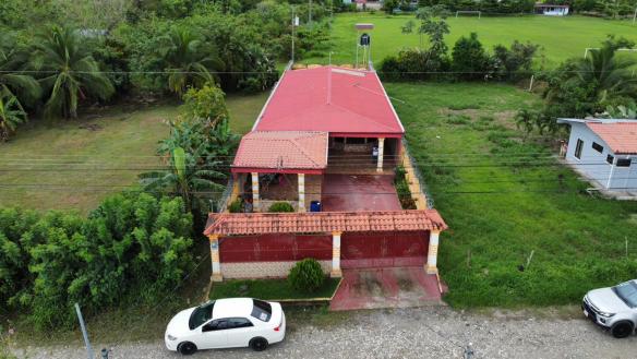 c1fdbc9d-1268-4387-8331-4aaa487040e6-min