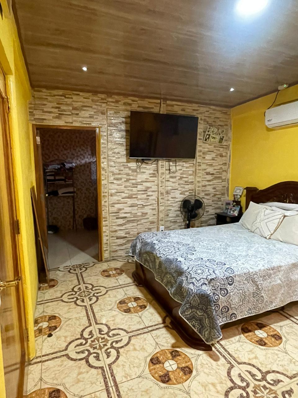 cfc8fced-a49f-4dee-808d-38901f2f2fa9-min