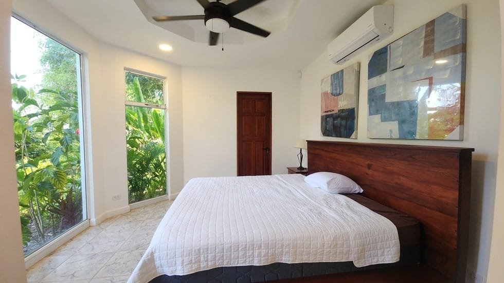 Ocean View Property in Playa Dominical