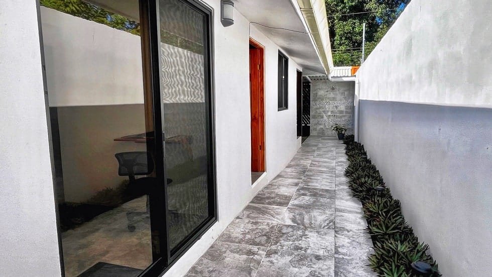 Home in Dominicalito