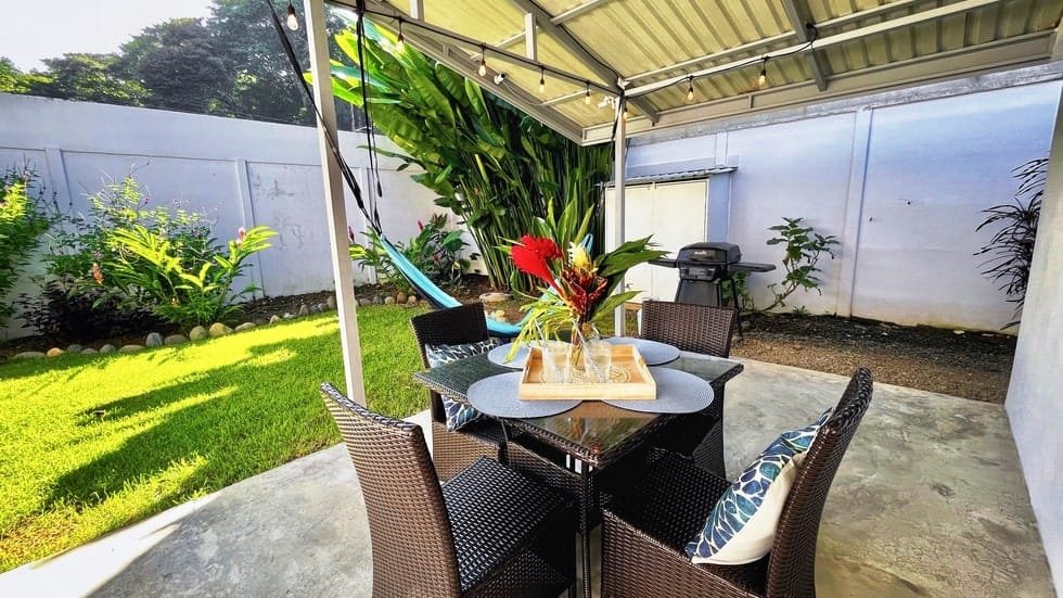 Home in Dominicalito