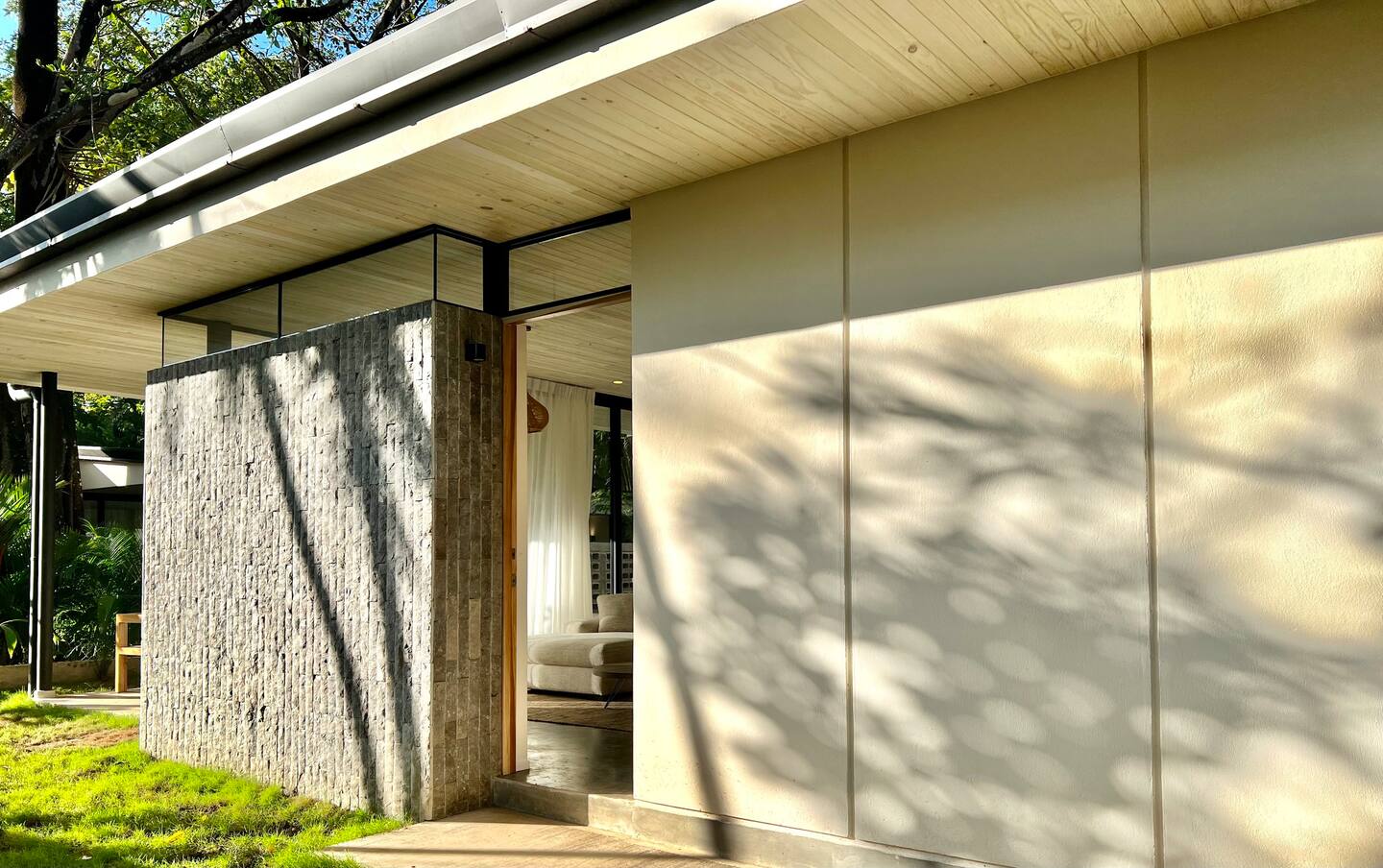 Gated community home in Malpais