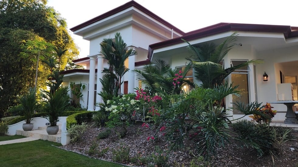 Ocean View Property in Playa Dominical