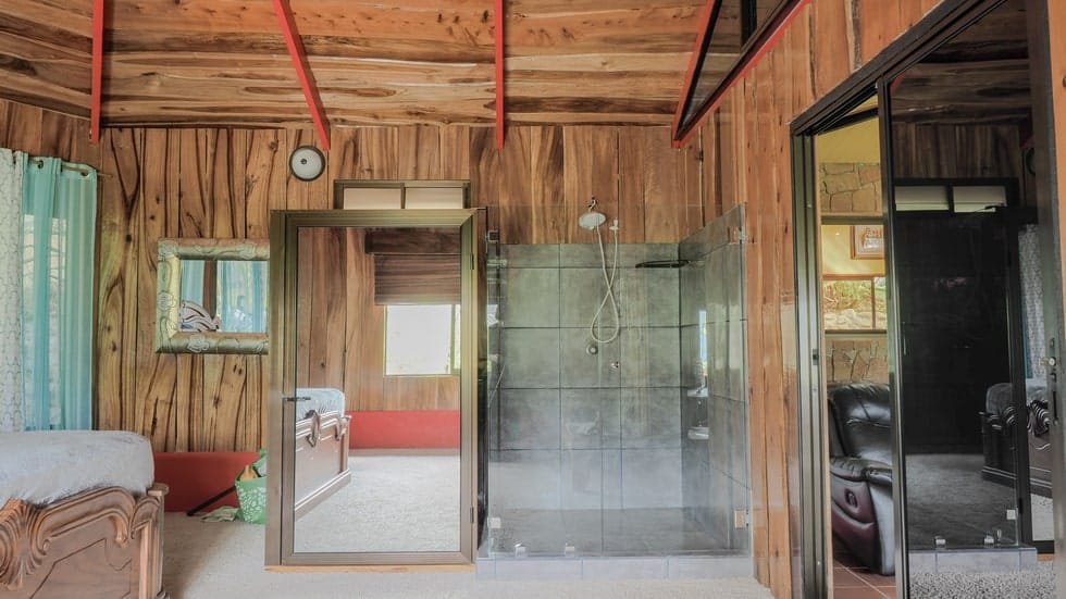 Property in Perez Zeledon