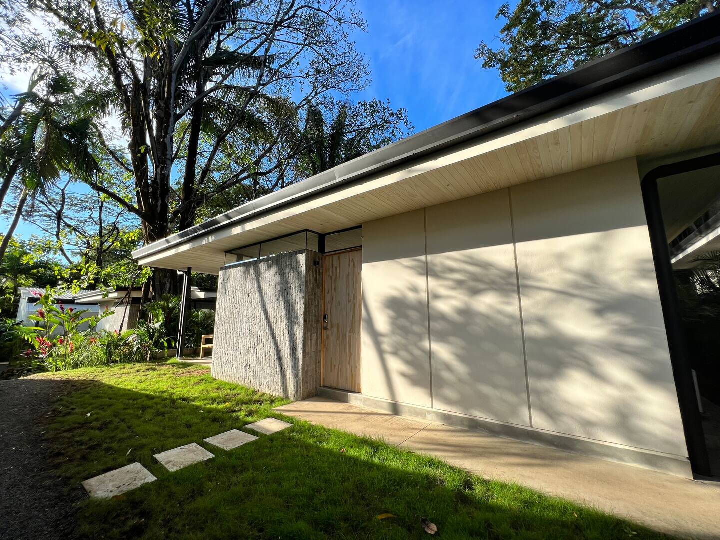 Gated community home in Malpais