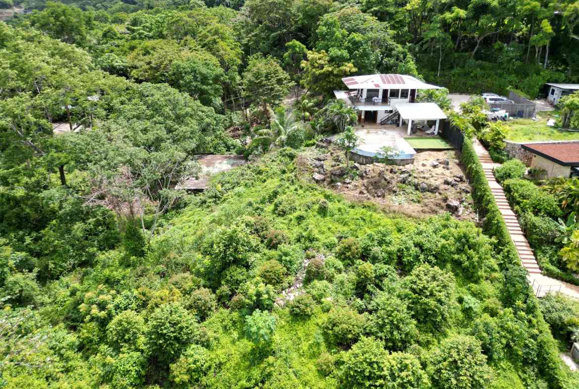 Ocean View property in Santa Teresa