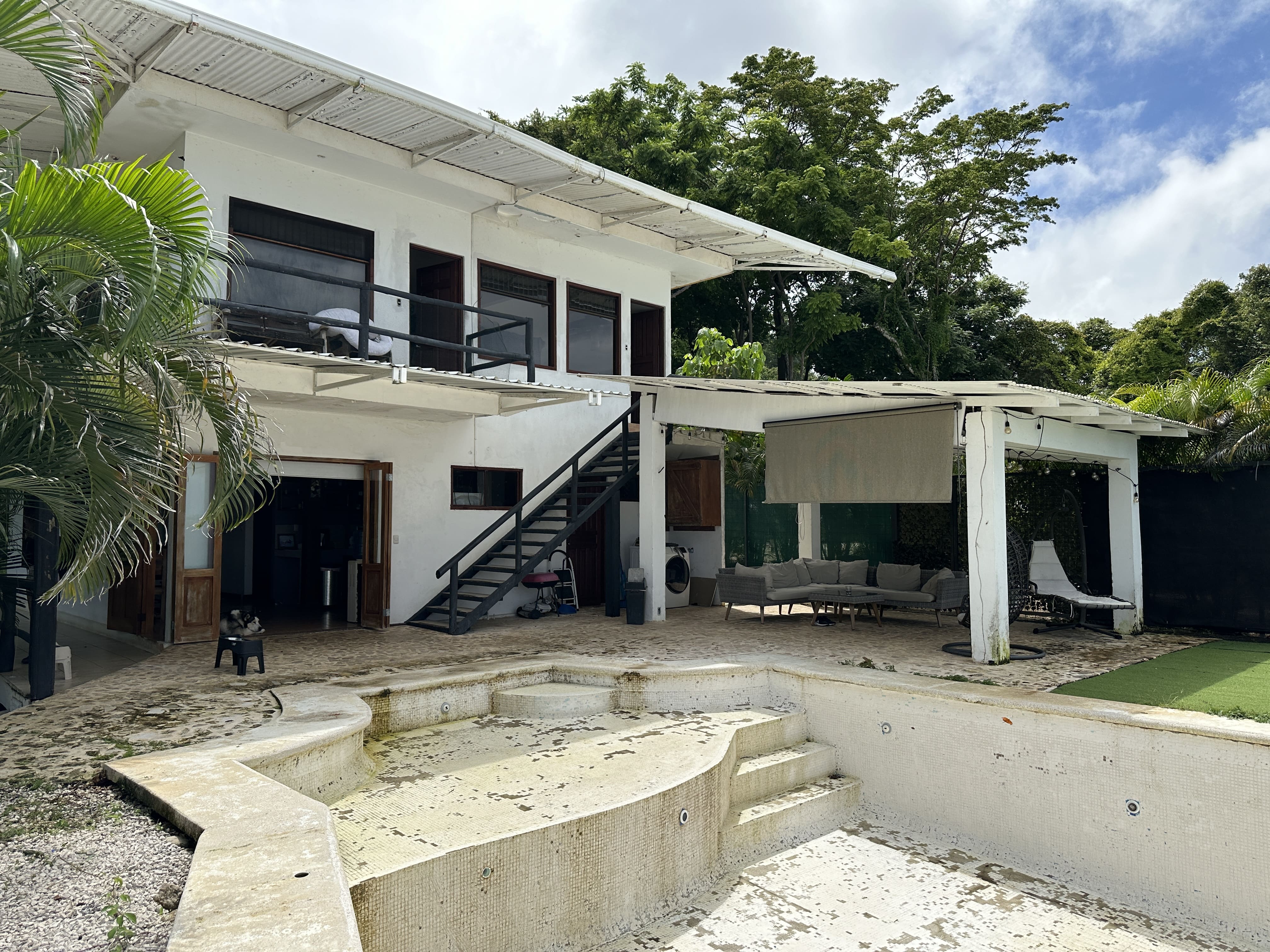 Ocean View property in Santa Teresa