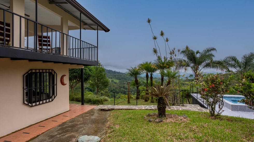 Land in San Isidro, San Jose, Costa Rica